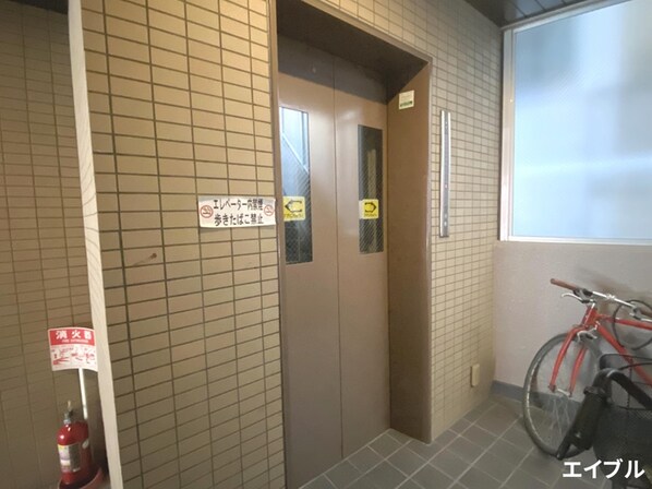 アリビラ平尾の物件外観写真